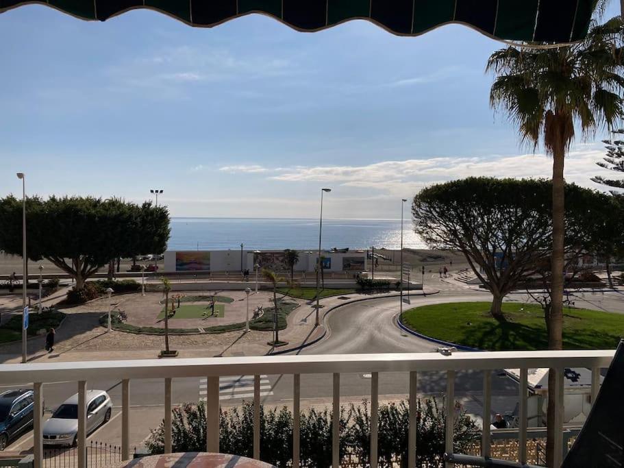 Primera Linea Torre Del Mar Exterior foto